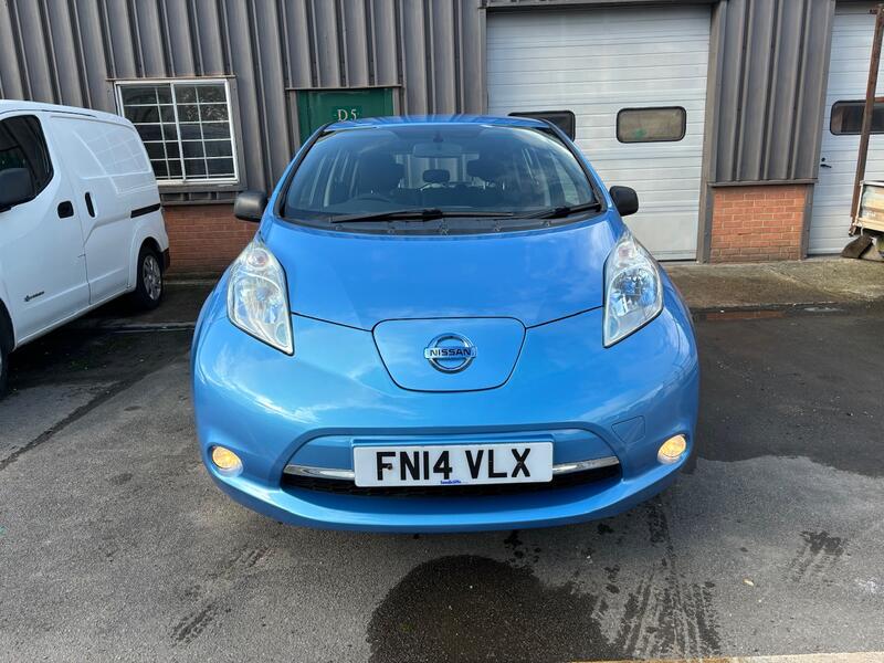 NISSAN LEAF