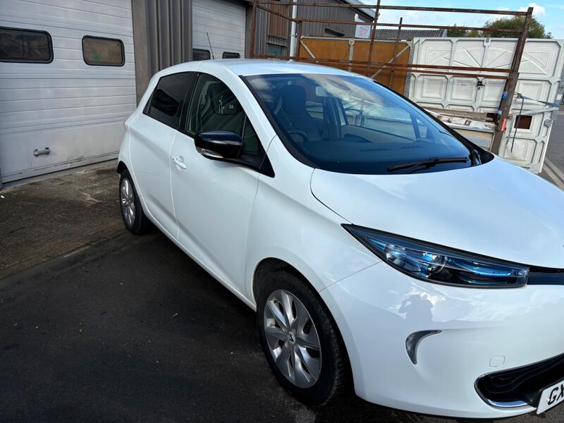 RENAULT ZOE