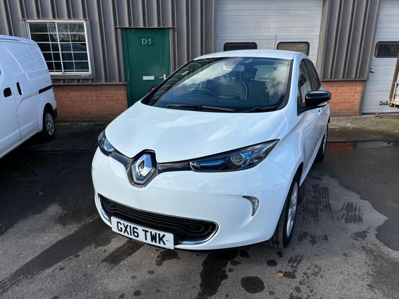 RENAULT ZOE