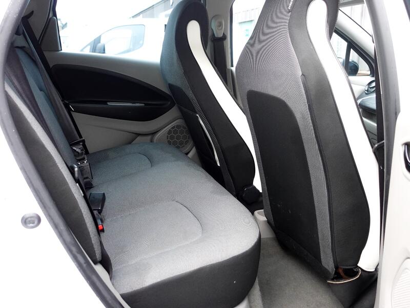 RENAULT ZOE