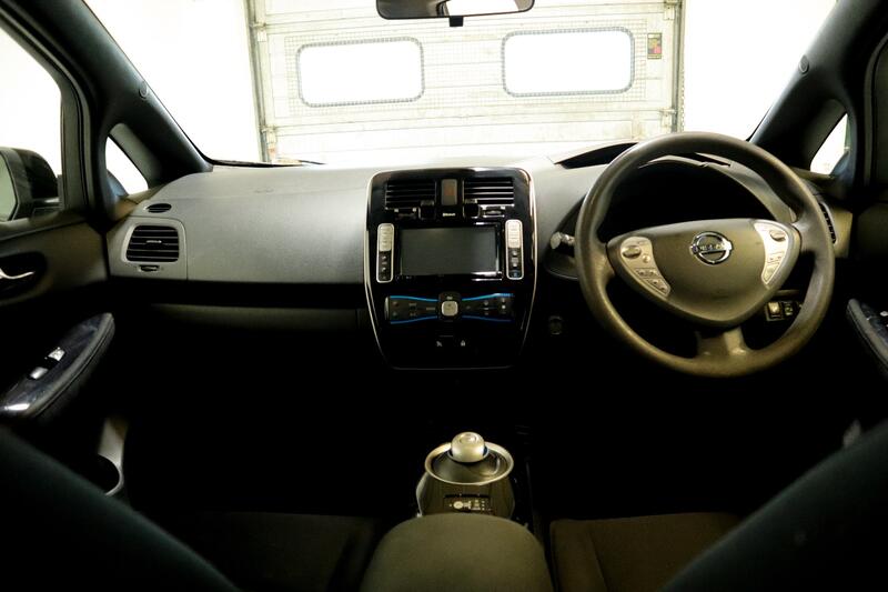 NISSAN LEAF