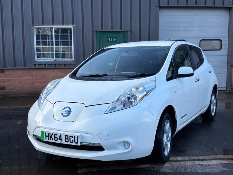NISSAN LEAF