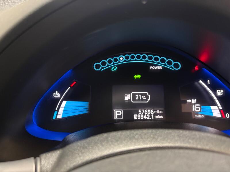 NISSAN LEAF