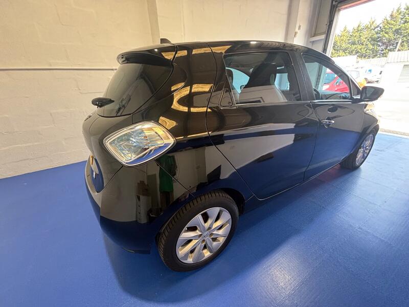 RENAULT ZOE